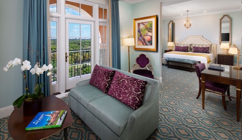 Suite, 1 King Bed (Anastasia)