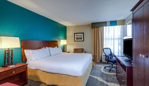 Standard Room, 1 King Bed