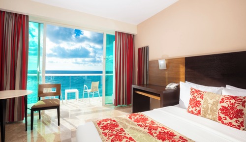 Romantic Room, 1 King Bed, Balcony, Oceanfront