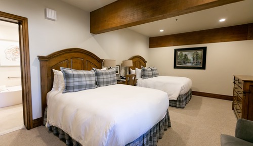 Deluxe Room, 2 Queen Beds