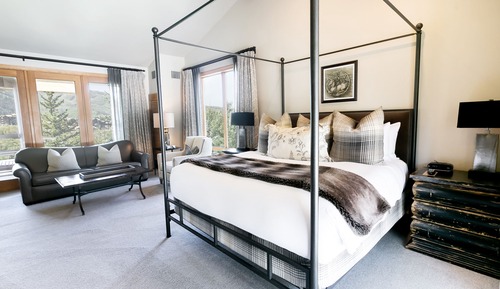 Luxury Room, 1 King Bed, Mountain View