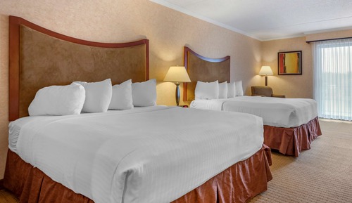 Standard Room, 2 Queen Beds, Accessible, Balcony