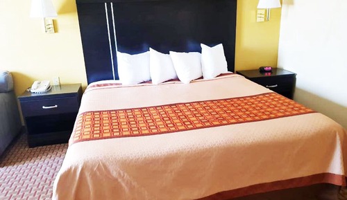 Room, 1 King Bed, Accessible, Non Smoking