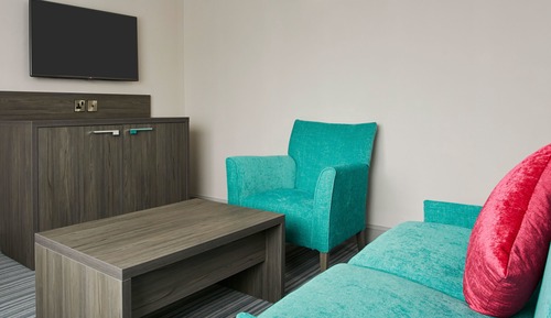 Executive Double Room (with Sofa Bed)