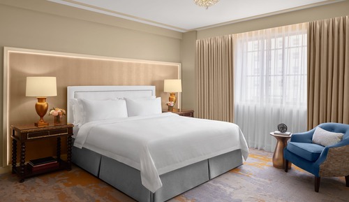 Superior Room, 1 King Bed (Mobility/Hearing Access, Roll-In Shwr)