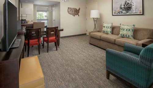 2 Room Premium Suite, 1 King Bed with Queen Sofabed