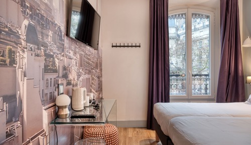 Classic Twin Room