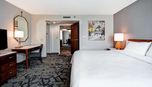 Executive, One King Bed, Non-Smoking