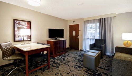 Suite, 2 Double Beds, Corner