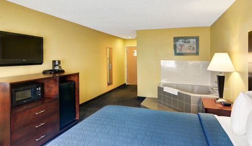 Room, 1 King Bed, Accessible, Non Smoking