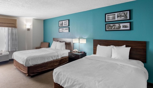 Standard Room, 2 Queen Beds, Non Smoking, Microwave