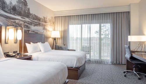 Room, 2 Queen Beds (Mobility Accessible, Roll-In Shower)