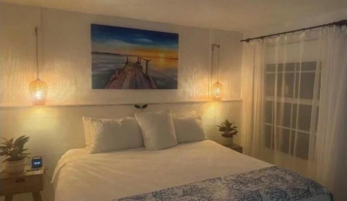 Barefoot Suite