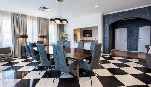 Presidential Suite, 1 King Bed, City View, Corner
