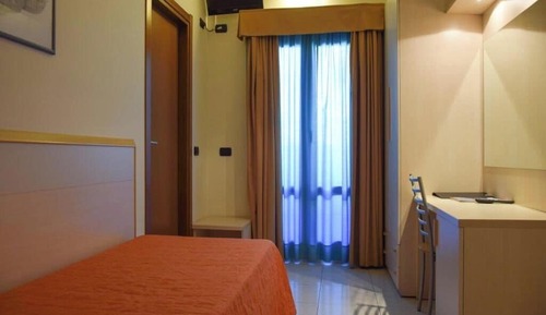 Classic Single Room