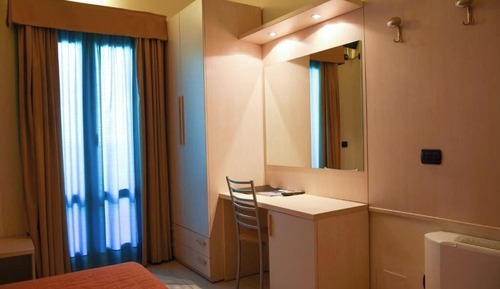 Deluxe Single Room