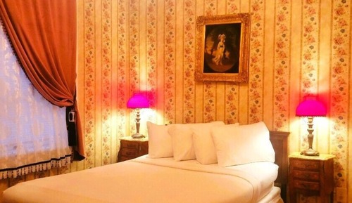 Full Size Bed Standard