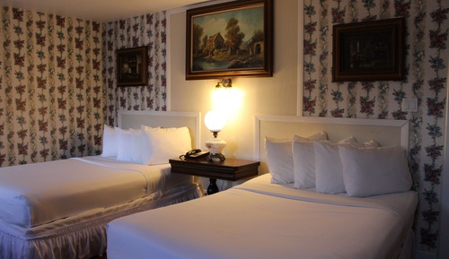 2 Full Beds Standard