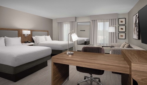 Two Queens Studio Suite