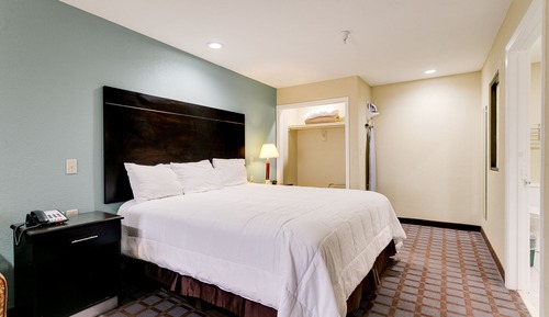 Room, 2 Queen Beds, Non Smoking
