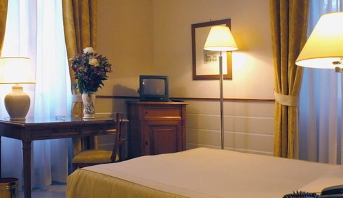 Twin Room (Doppia con letti singoli)