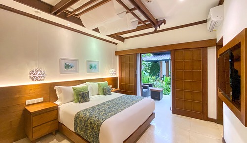 Deluxe Garden Room