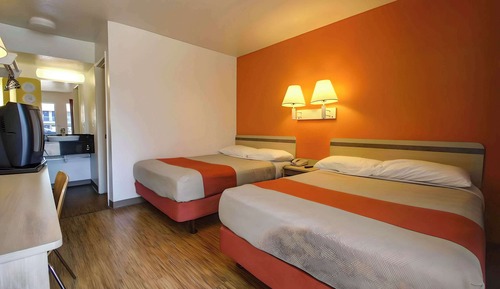 Standard Room, 2 Queen Beds, Non Smoking