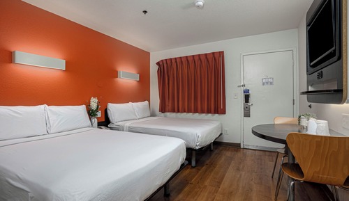 Standard Room, 2 Double Beds, Non Smoking