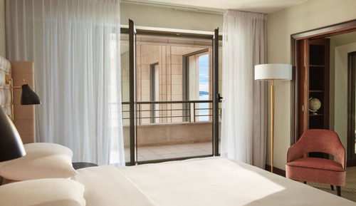 Suite, Sea View (Prestige)