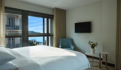 Executive Room, 1 King Bed, Sea View