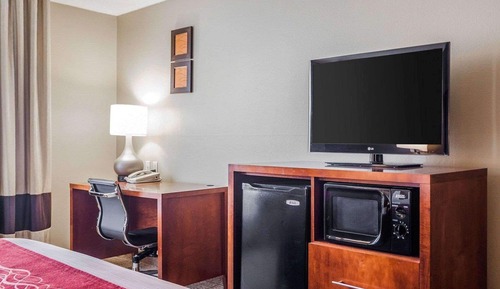 Suite, 1 King Bed, Accessible, Non Smoking
