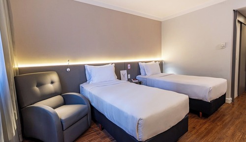 Luxo Twin - 2 Camas Solteiro