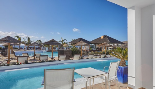 Suite, Pool Access (Terrace - Preferred Club)