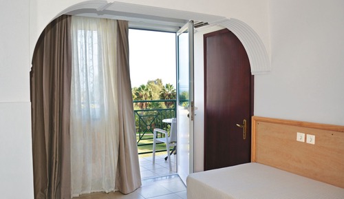 Family Room, Sea View