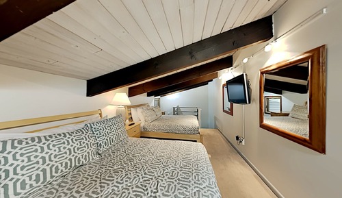 Deluxe One Bedroom plus Loft ~ B3C