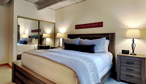Deluxe One Bedroom ~ A2G