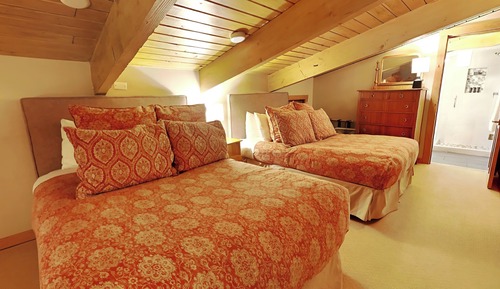 Deluxe One Bedroom plus Loft ~ A3B