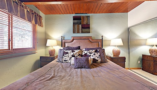 Deluxe One Bedroom ~ C1B