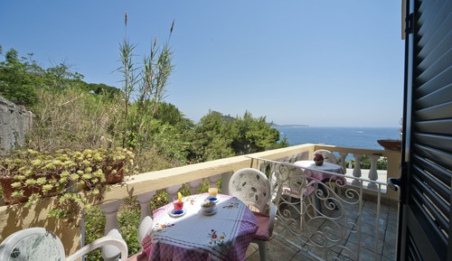 Triple Room, Partial Sea View