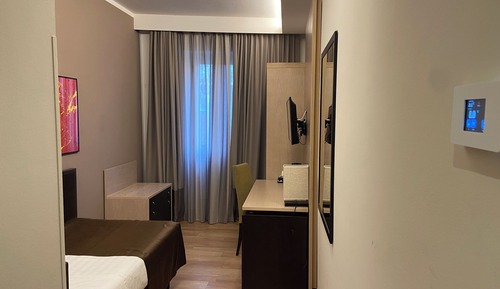 Classic Single Room