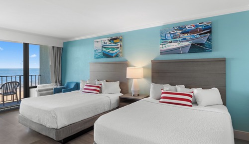 Schooner Oceanfront Deluxe Cabana Room