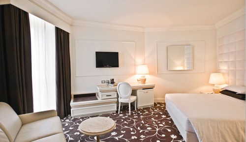 Superior Room, 1 Queen Bed