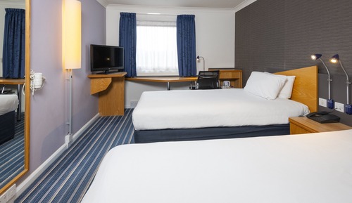 Standard Room, 2 Twin Beds (with Free Hot Breakfast)
