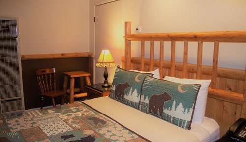 Standard Room, 1 Queen Bed