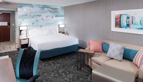 Deluxe Room, 1 King Bed with Sofa bed, Non Smoking (Hearing Accessible)