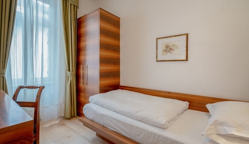 Basic Single Room