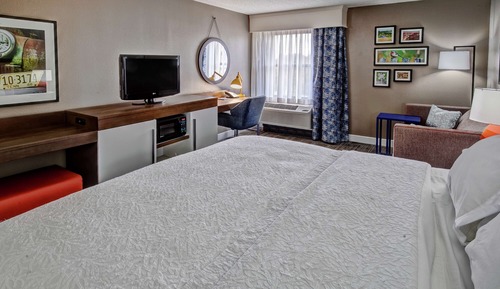 One king bed non smoking