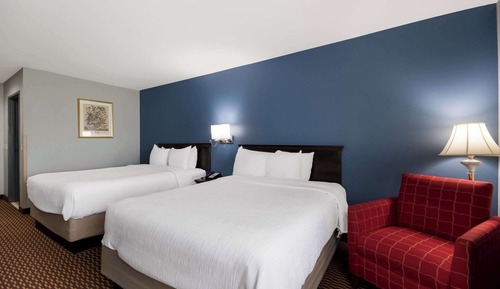 Standard Room, 2 Queen Beds, Non Smoking