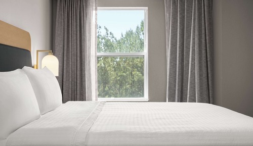 Deluxe Suite, 1 King Bed, Non Smoking