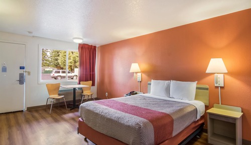 Standard Room, Multiple Beds, Non Smoking